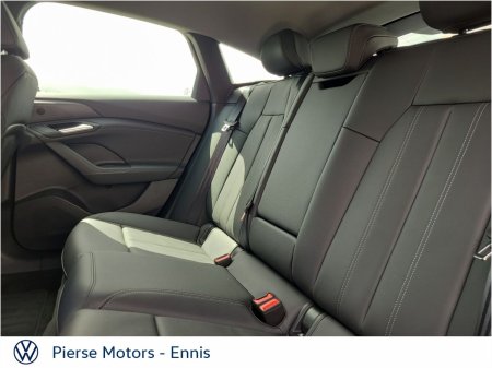 2025 Audi A6 Sportback e-tron - photo 8