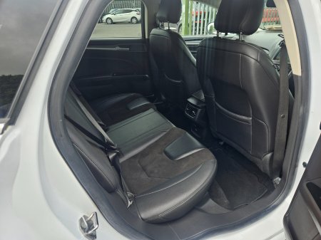 2018 Ford Mondeo - photo 9