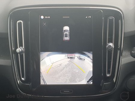 2024 Volvo XC40 - photo 17
