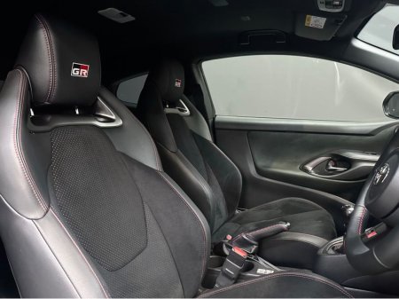 2021 Toyota Yaris - photo 15