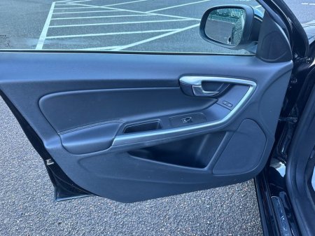2015 Volvo V60 - photo 21