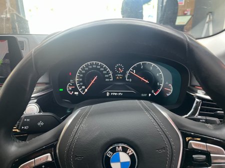 2020 BMW 5-Series - photo 14