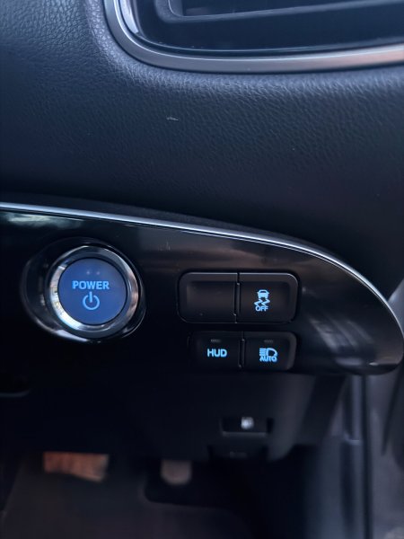2017 Toyota Prius - photo 28