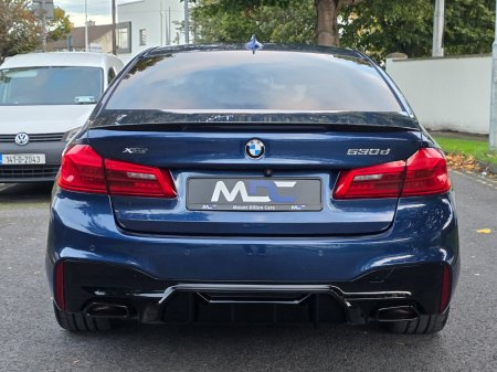 2018 BMW 5-Series - photo 17