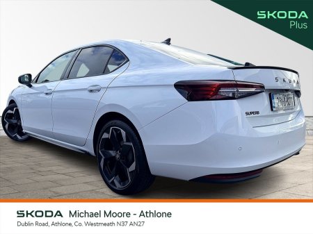 2026 Skoda Superb - photo 11