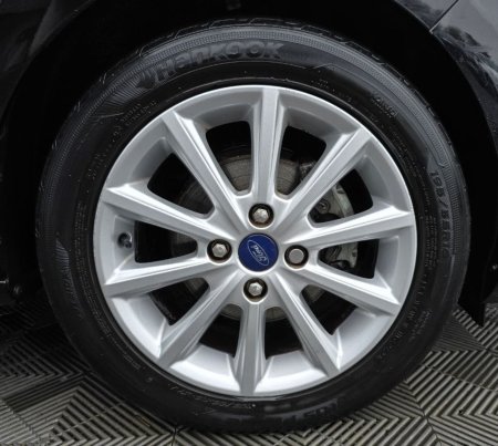 2021 Ford Fiesta - photo 9