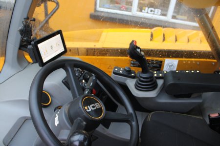 0 JCB  - photo 9