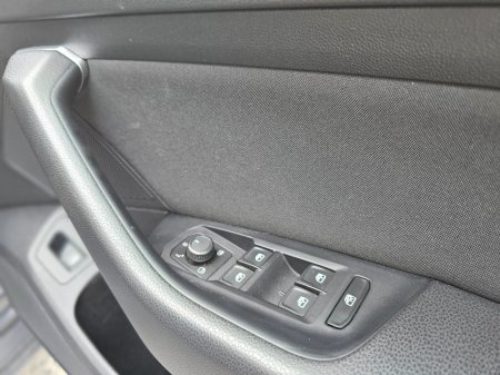 2016 Volkswagen Passat - photo 25