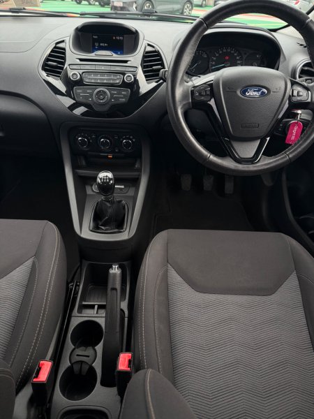 2017 Ford KA - photo 10