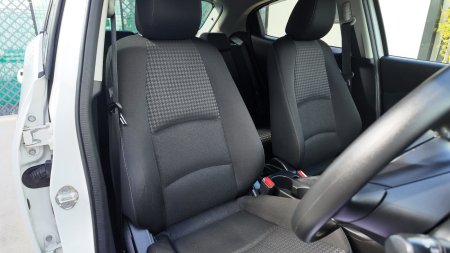 2018 Mazda Demio - photo 14