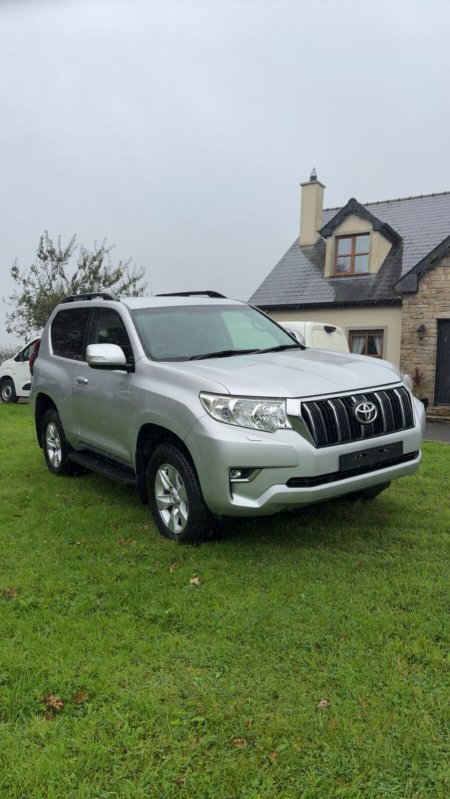 2018 Toyota Land Cruiser