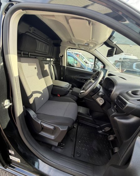 2022 Citroen Berlingo - photo 4