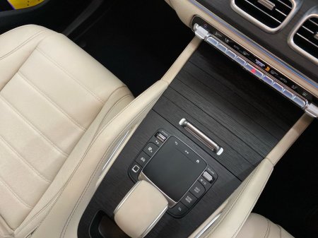2026 Mercedes-Benz GLE - photo 17