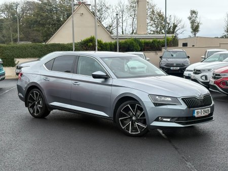 2019 Skoda Superb - photo 2