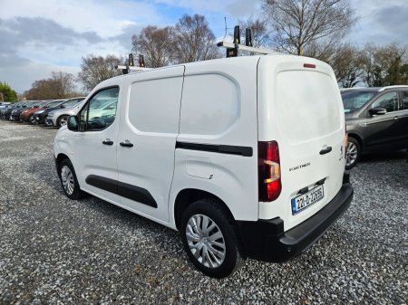 2022 Peugeot Partner - photo 2