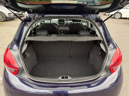 2016 Peugeot 208 - photo 17