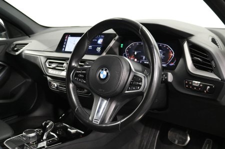 2023 BMW 1-Series - photo 14