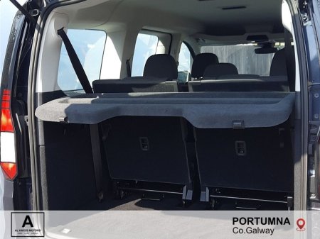 2025 Volkswagen Caddy Maxi Life - photo 8