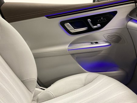 2025 Mercedes-Benz EQE - photo 14