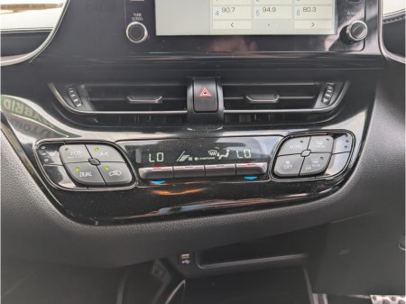 2020 Toyota C-HR - photo 16