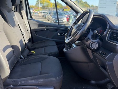 2022 Renault Trafic - photo 9
