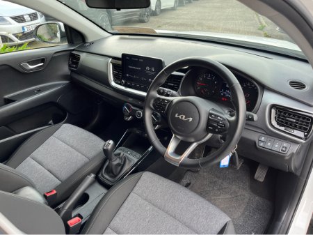 2023 Kia Stonic - photo 13