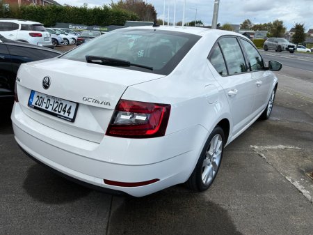 2020 Skoda Octavia - photo 5