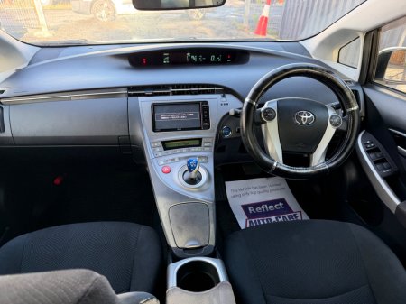 2014 Toyota Prius - photo 11