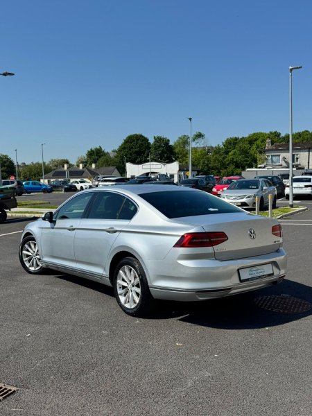 2015 Volkswagen Passat - photo 8