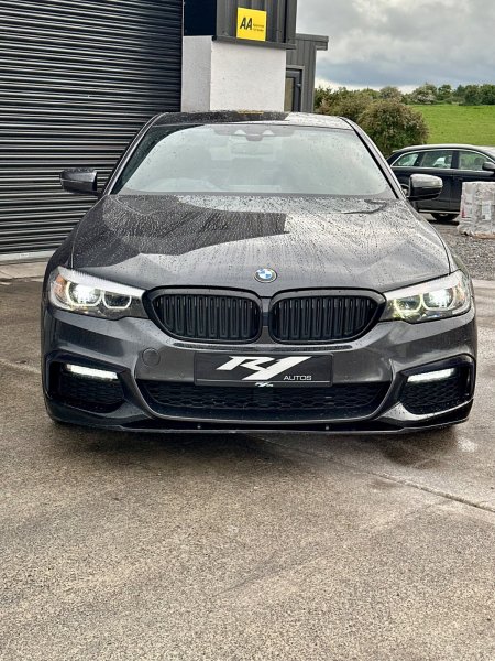 2018 BMW 5-Series - photo 4