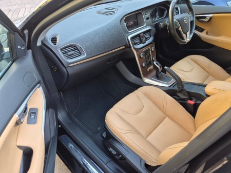 2020 Volvo V40 - photo 13