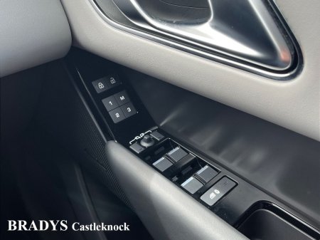 2025 Land Rover Range Rover Velar - photo 18