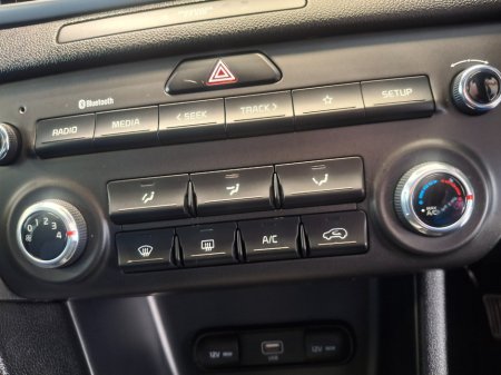 2021 Kia Sportage - photo 10