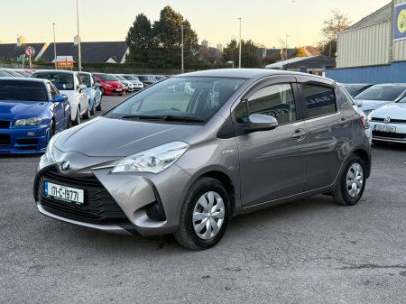 2017 Toyota Vitz
