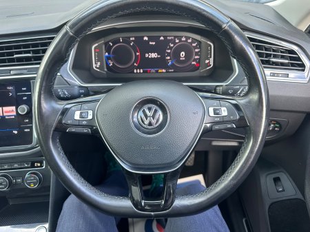 2020 Volkswagen Tiguan - photo 15
