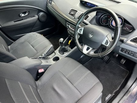 2013 Renault Fluence - photo 2