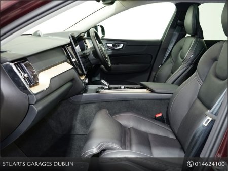 2025 Volvo XC60 - photo 3