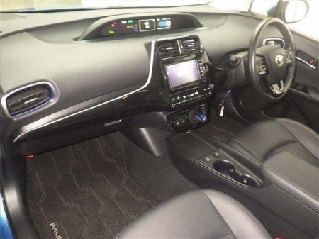2022 Toyota Prius - photo 3