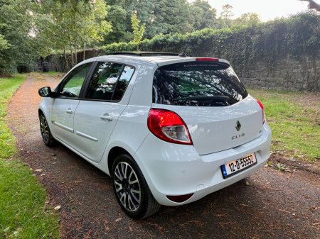 2012 Renault Clio - photo 2