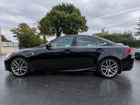2016 Lexus IS - photo 2