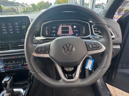2025 Volkswagen T-Roc - photo 22
