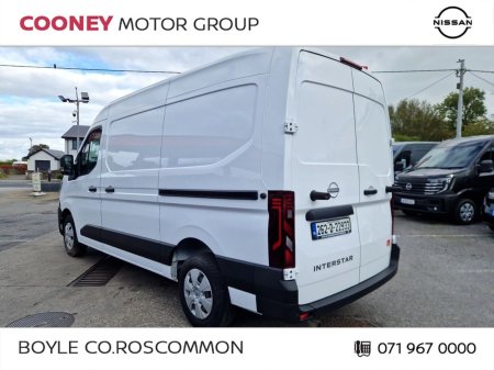 2026 Nissan Interstar - photo 2