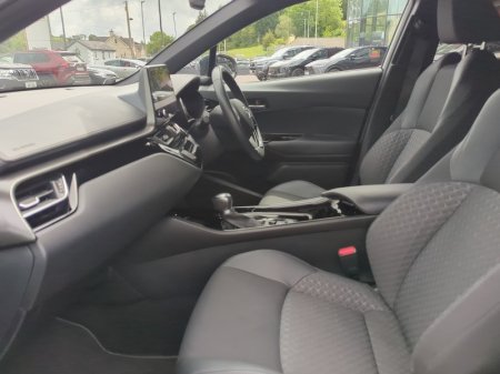 2023 Toyota C-HR - photo 6