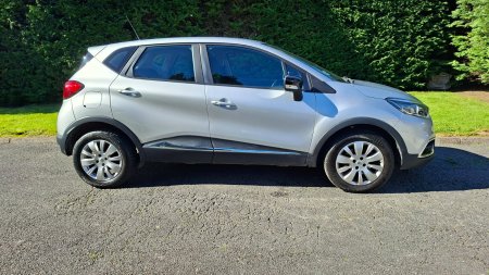 2017 Renault Captur - photo 2