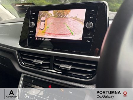 2025 Volkswagen T-Roc - photo 8