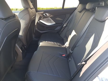 2026 BMW 1-Series - photo 20