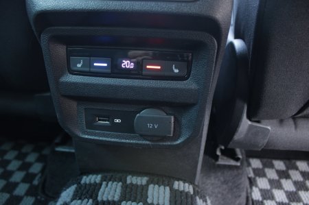2020 Volkswagen Tiguan - photo 18