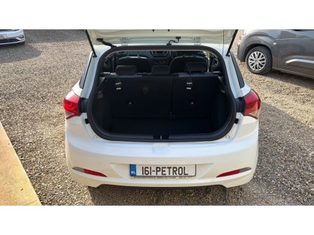 2016 Hyundai i20 - photo 9