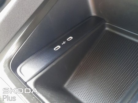 2023 Skoda Octavia - photo 23