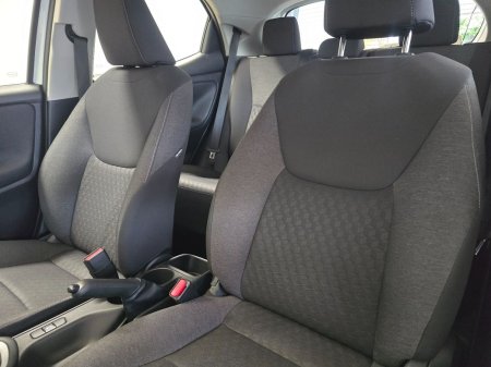 2023 Toyota Yaris - photo 9